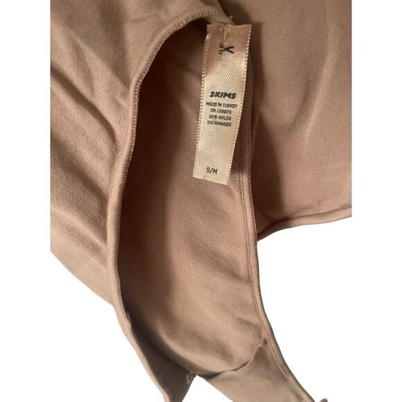 NWOT SKIMS Essential Mock Neck Long Sleeve Bodysuit Size S/M - Picture 6 of 6